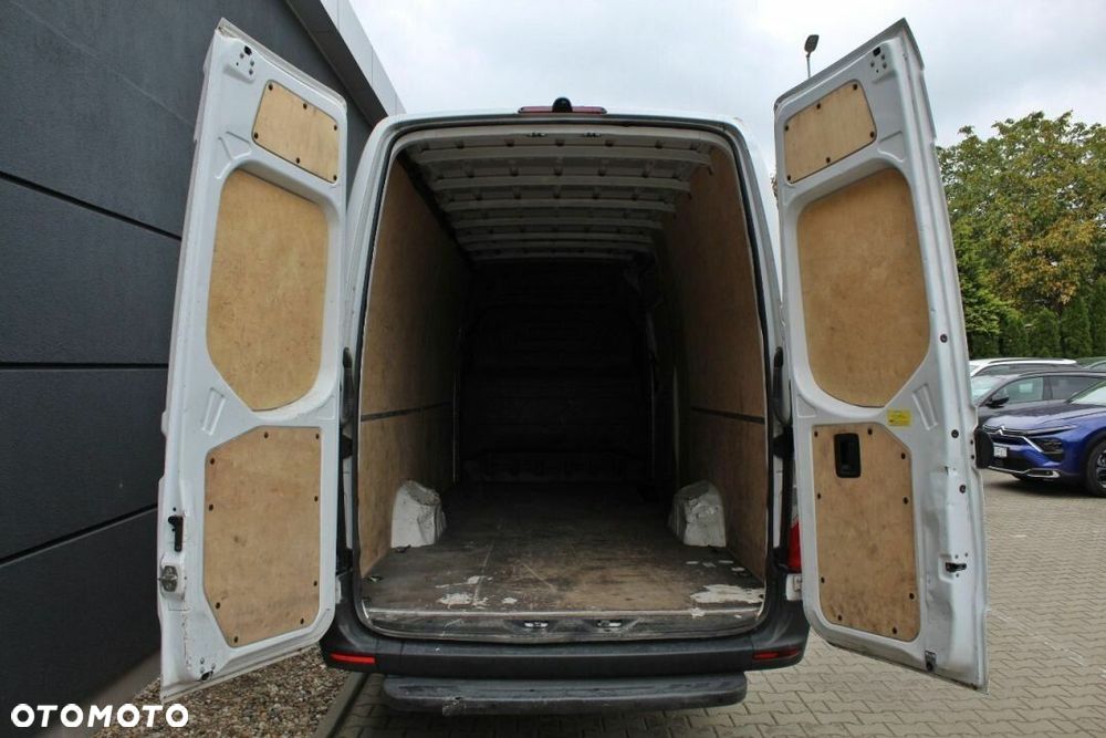 Mercedes-Benz Sprinter - 7