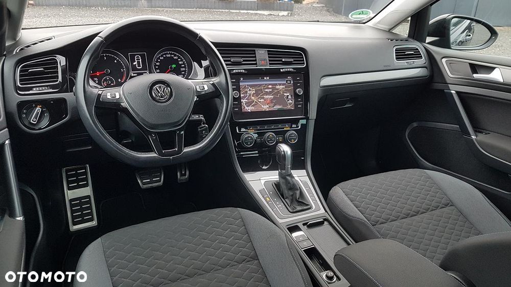 Volkswagen Golf 1.6 TDI SCR DSG Join - 18