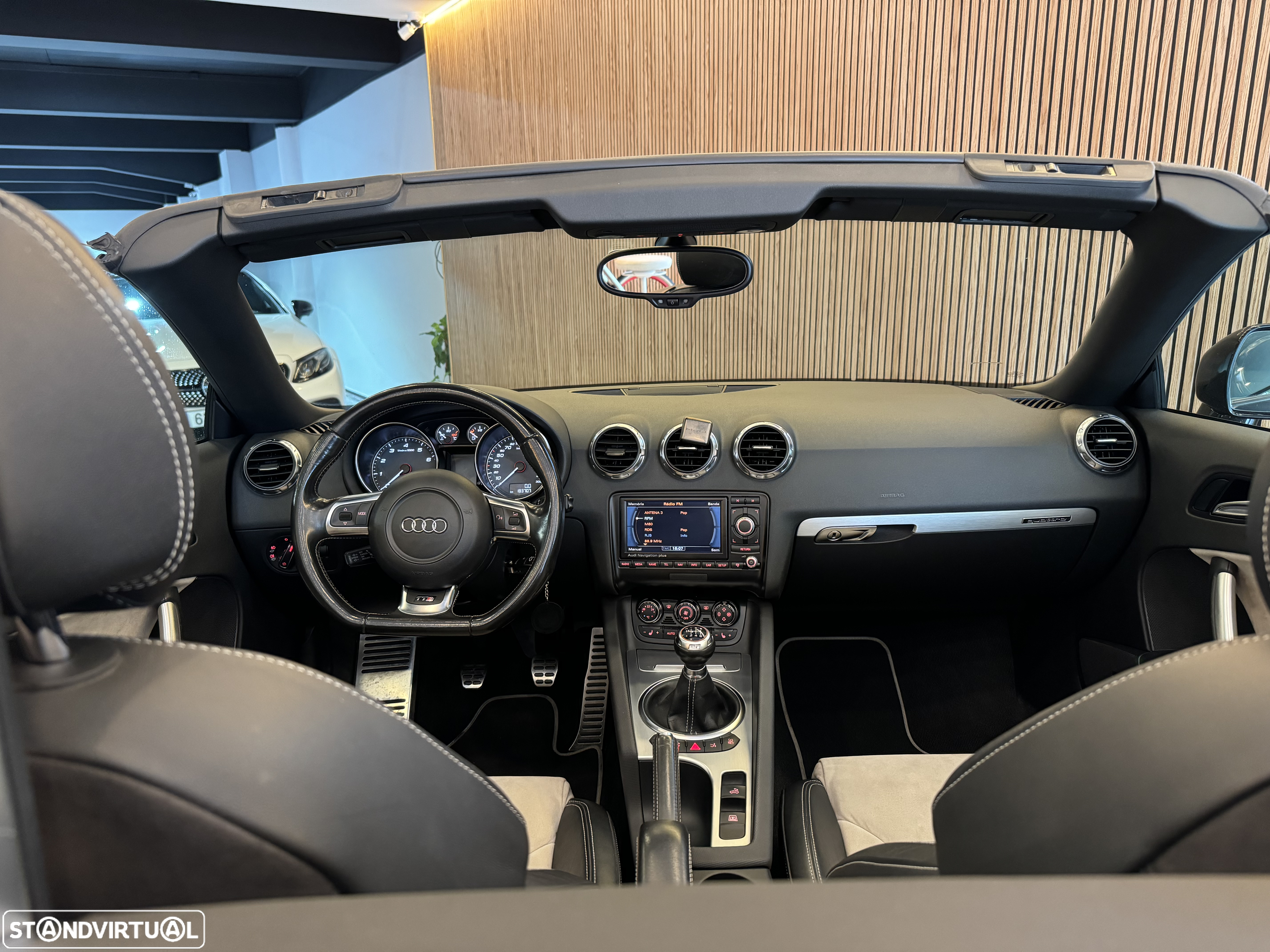 Audi TTS Roadster 2.0 TFSi quattro - 4
