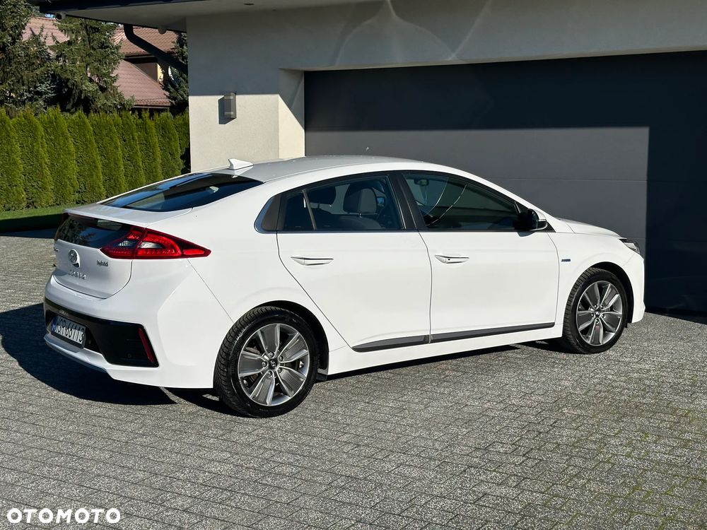 Hyundai IONIQ hybrid Premium - 9