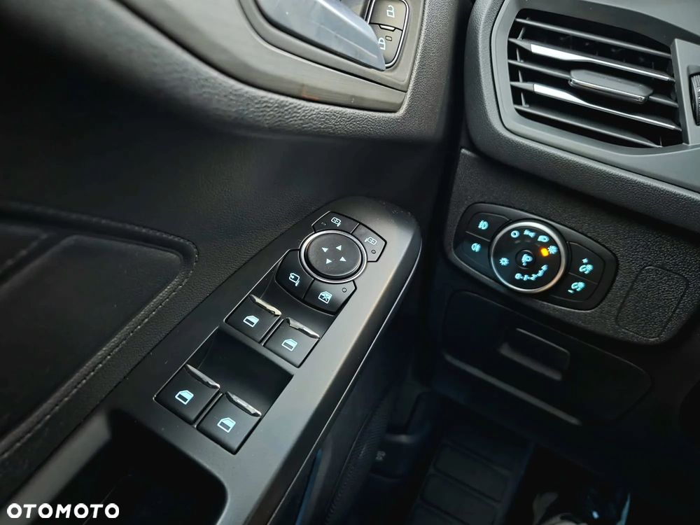 Ford Focus 1.0 EcoBoost Titanium - 14