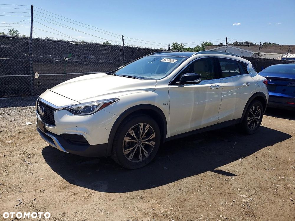 Infiniti QX30 2.0t DCT AWD Luxe Tech - 1