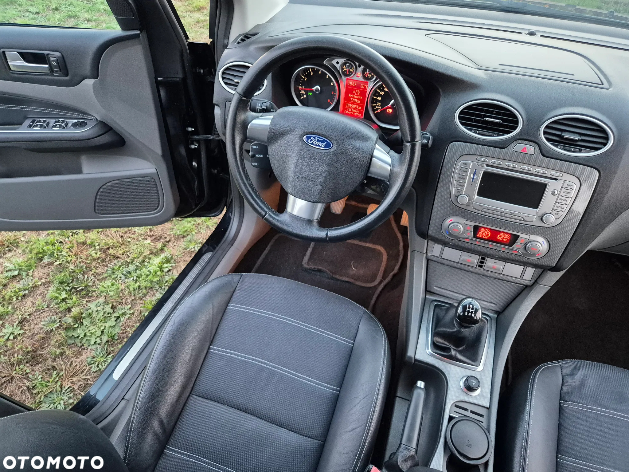 Ford Focus 1.8 Titanium - 19