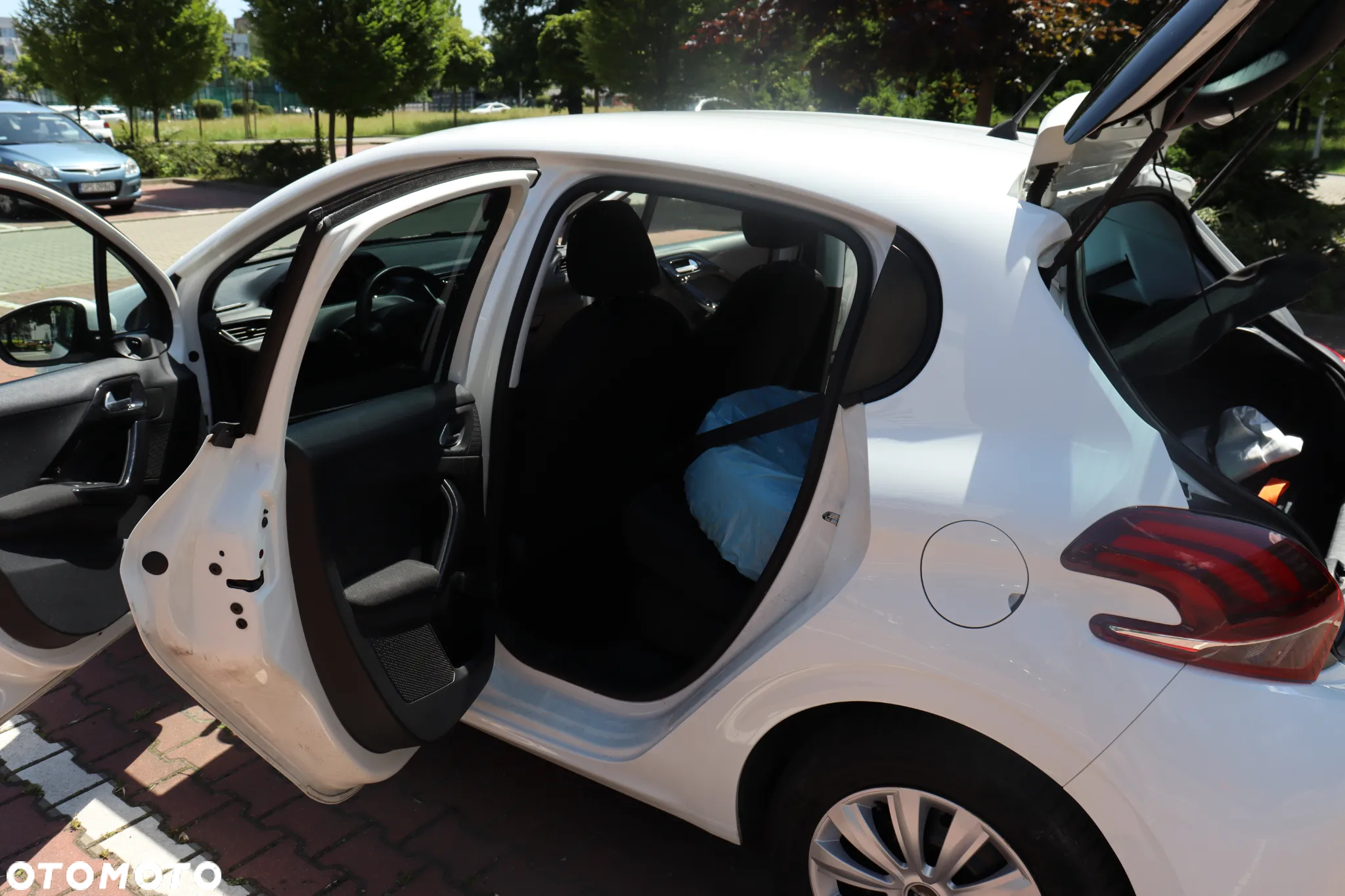 Peugeot 208 1.6 BlueHDi Active - 16