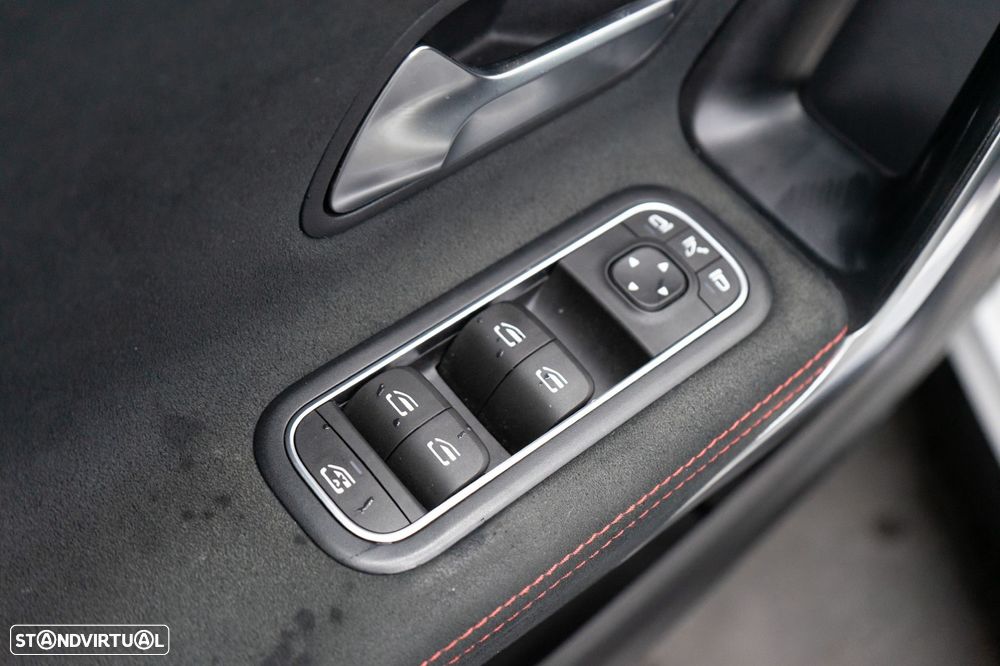 Mercedes-Benz A 35 AMG 4Matic - 28