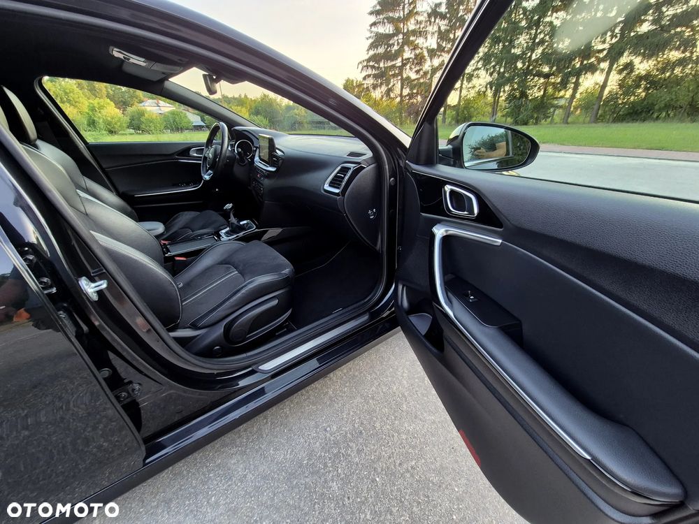 Kia Ceed 1.4 T-GDI OPF GT Line - 35
