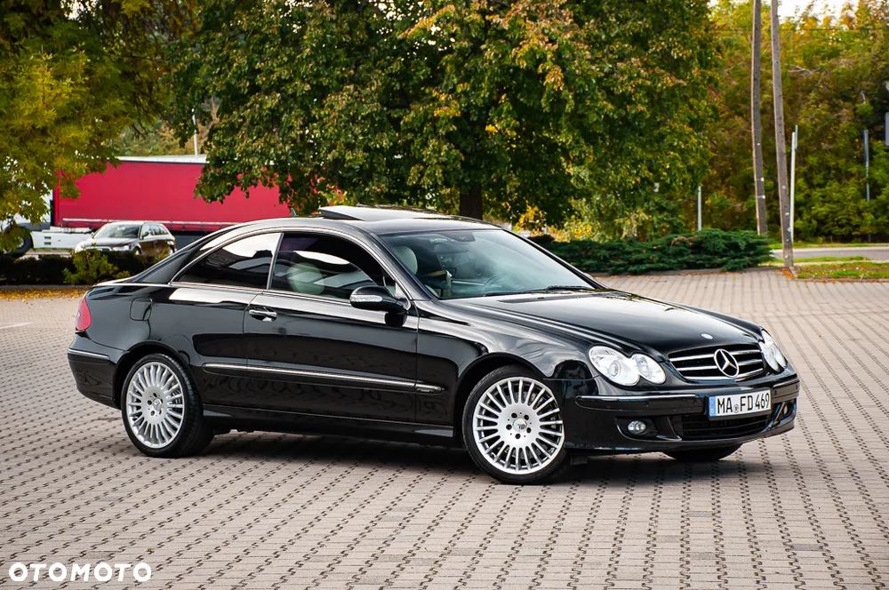 Mercedes-Benz CLK Coupe 350 7G-TRONIC Avantgarde - 12
