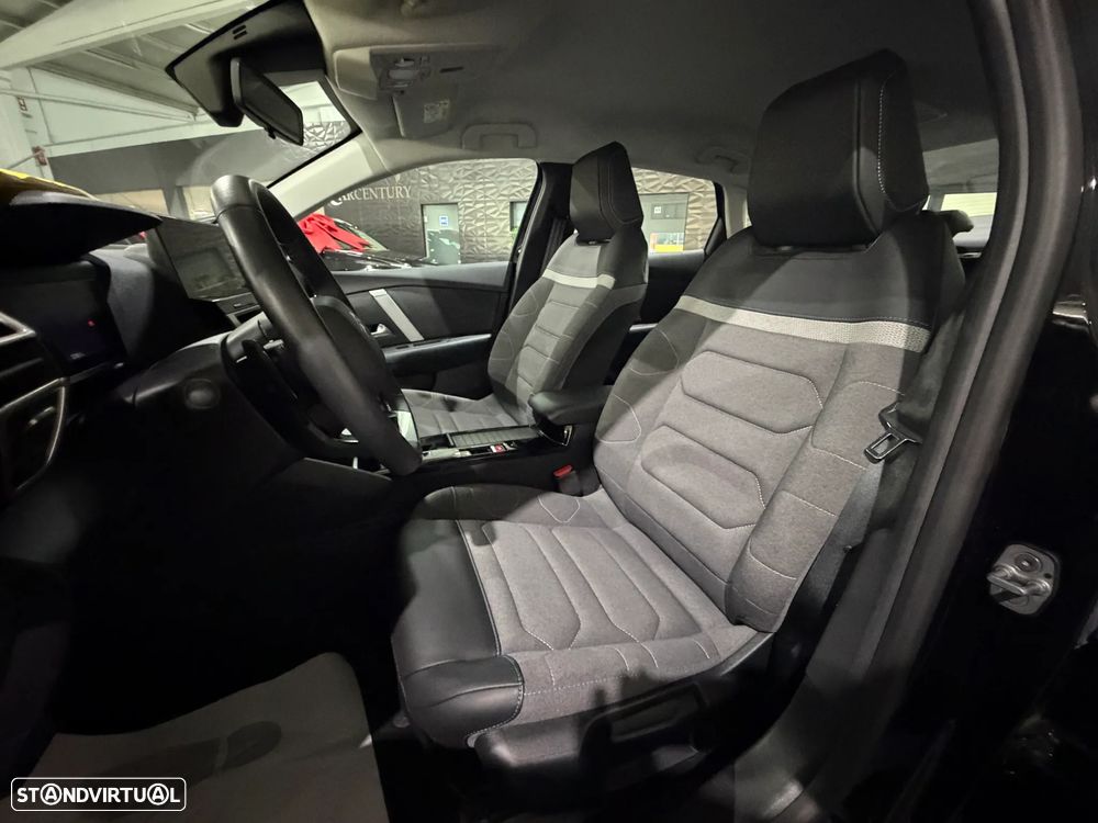 Citroën C4 X 1.2 PureTech Feel Pack EAT8 - 8