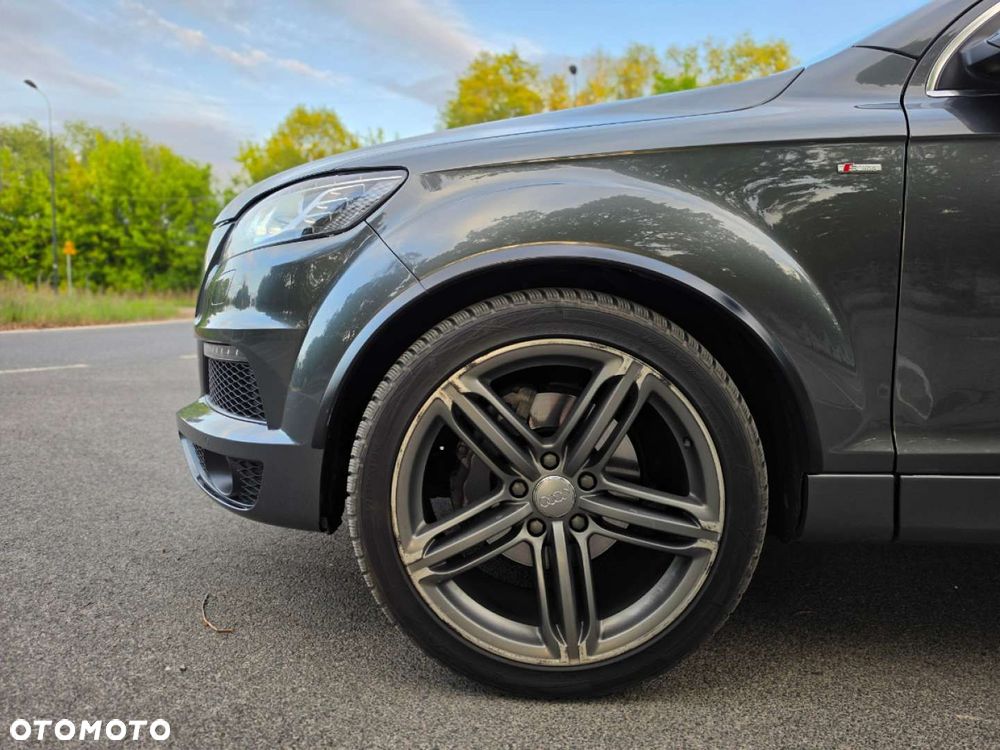 Audi Q7 - 7