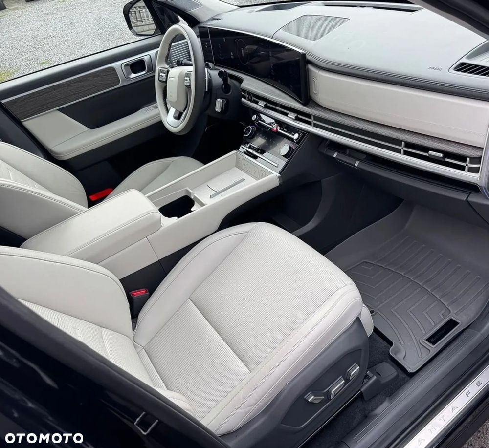 Hyundai Santa Fe 1.6 T-GDI HEV Calligraphy 4WD 6os - 17