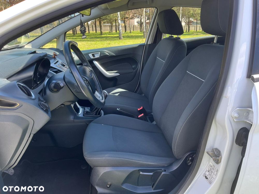 Ford Fiesta 1.25 Champions Edition - 17