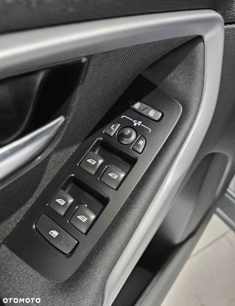 Volvo V40 - 17