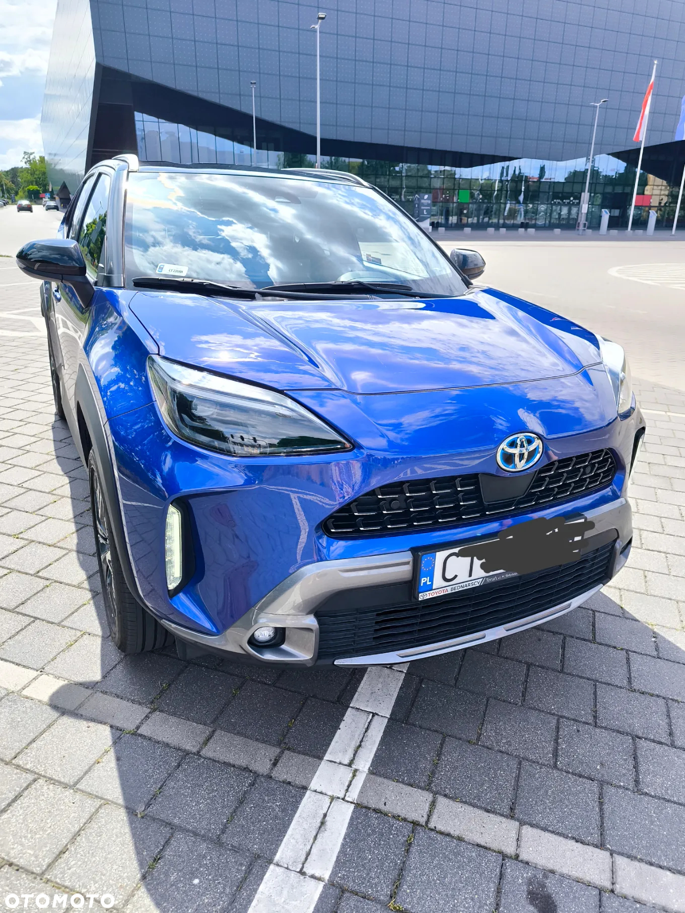 Toyota Yaris Cross Hybrid 1.5 Adventure - 2