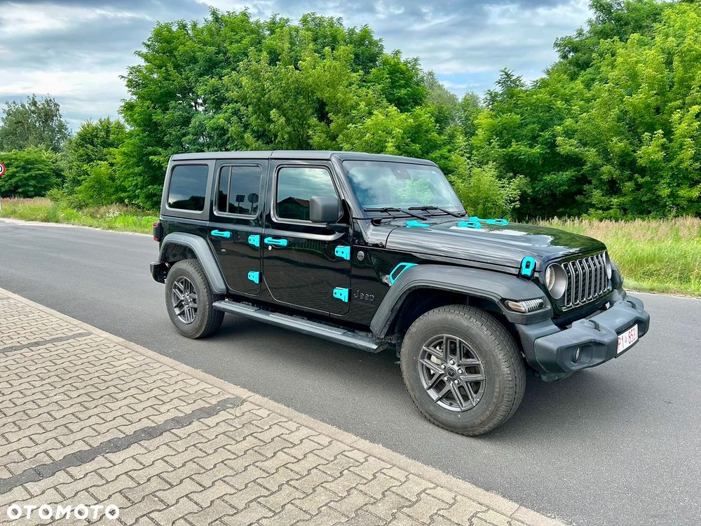 Jeep Wrangler Unlimited GME 2.0 Turbo Sahara - 1