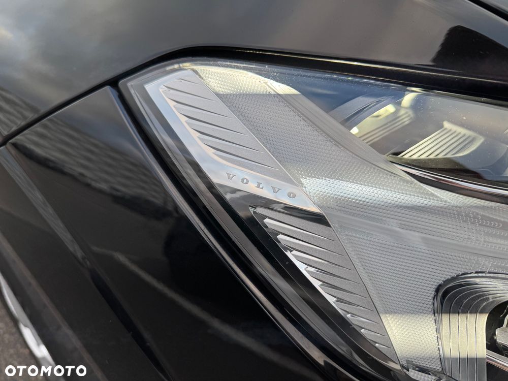 Volvo XC 60 T5 AWD Momentum Pro - 12