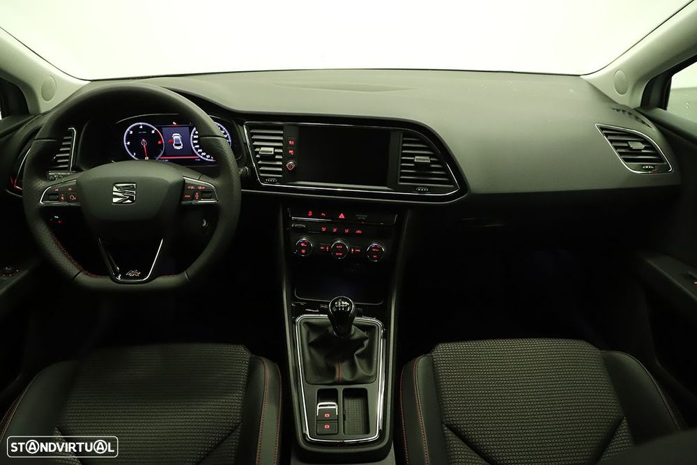 SEAT Leon 1.6 TDI FR S/S - 6