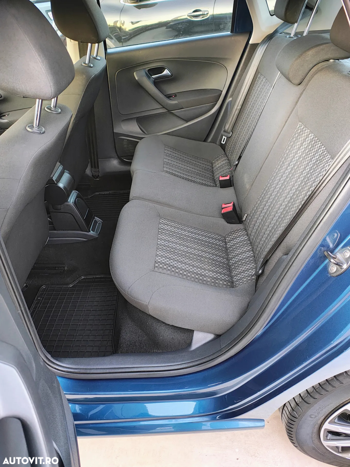 Volkswagen Polo 1.4 TDI (Blue Motion Technology) Comfortline - 21