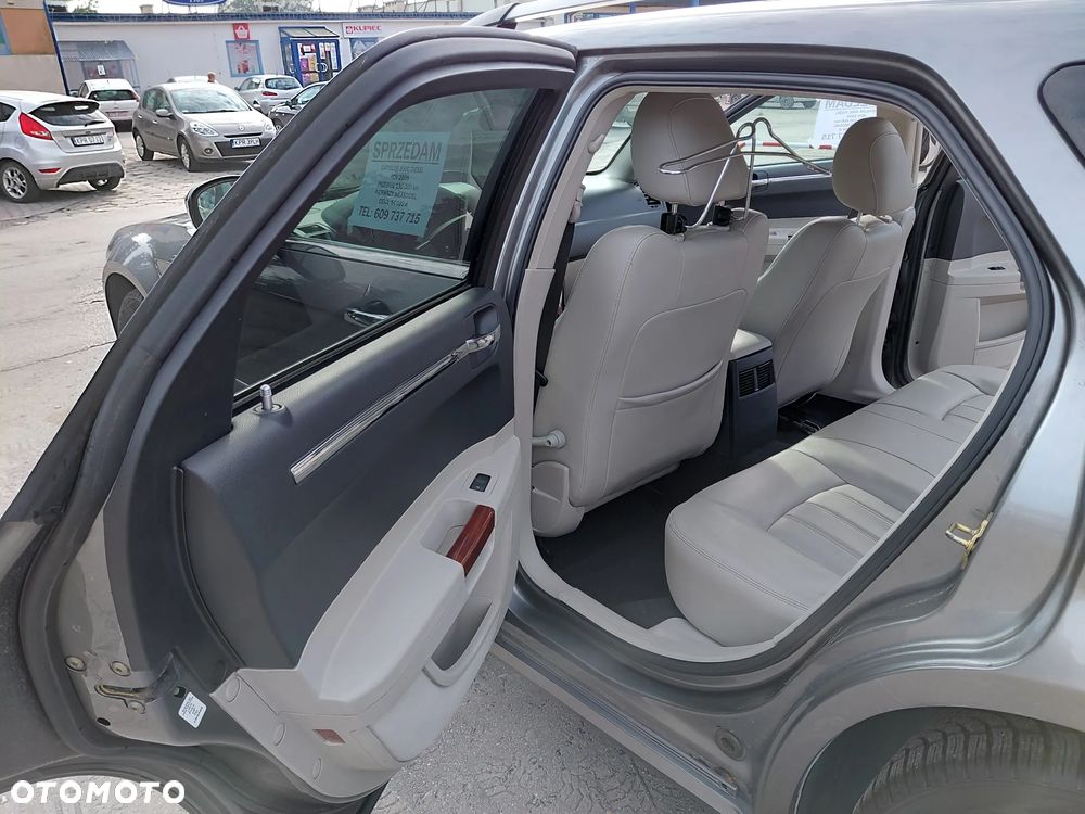 Chrysler 300C 3.0 V6 CRD - 19