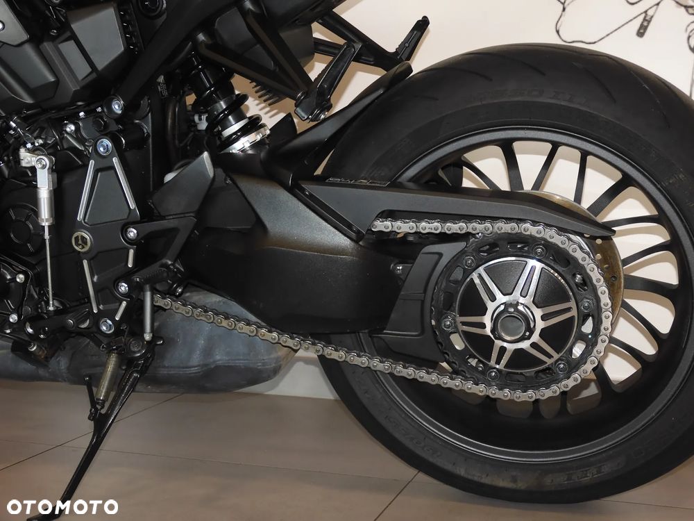 Honda CB - 33
