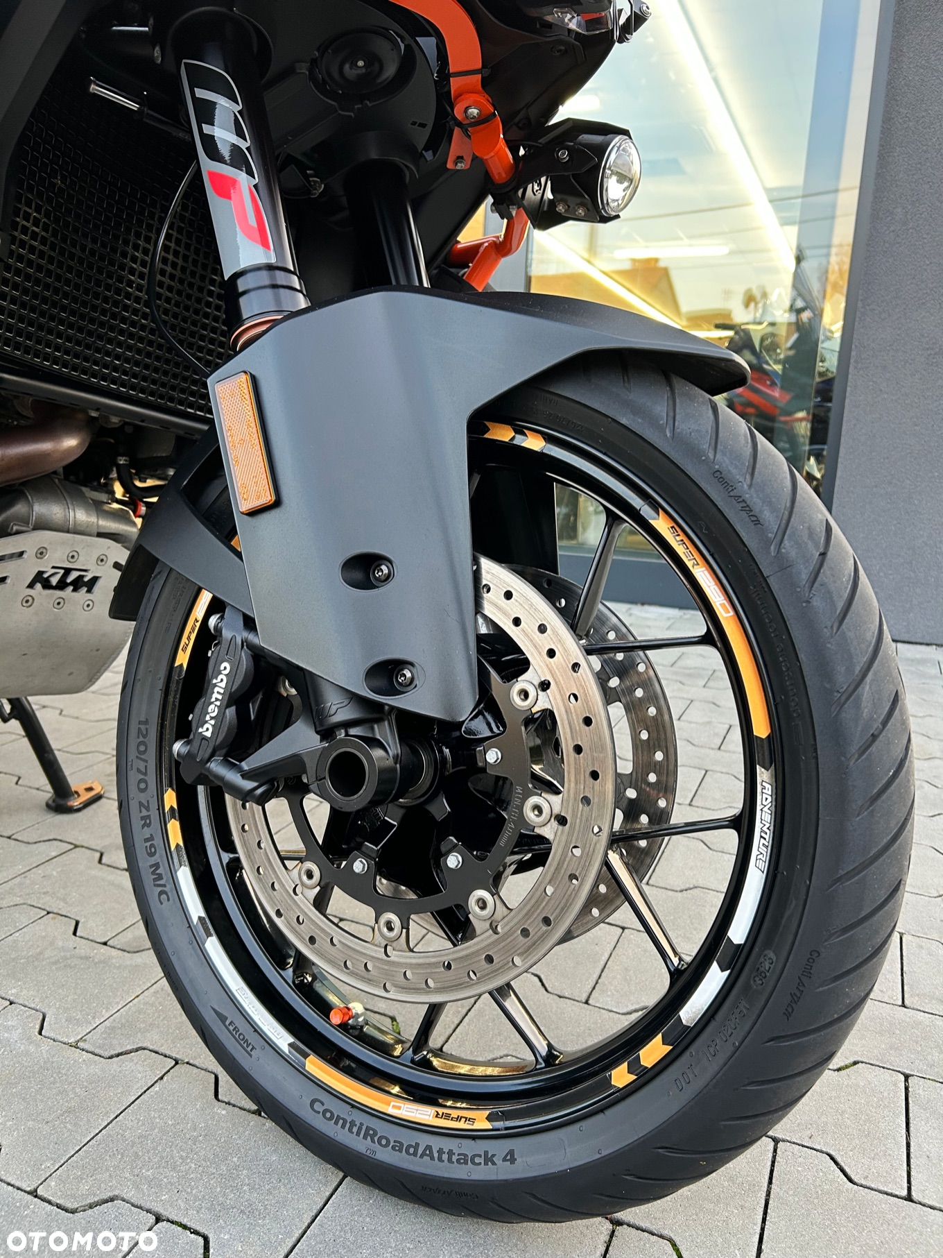 KTM Adventure - 4