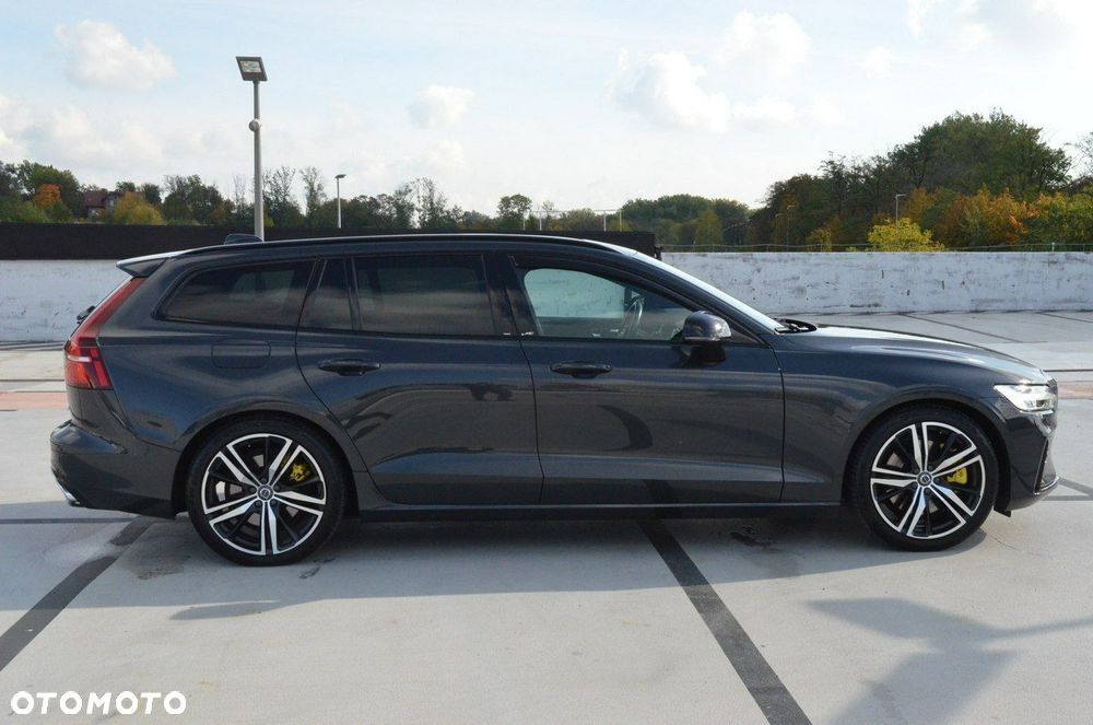 Volvo V60 T6 AWD Geartronic R-Design - 11