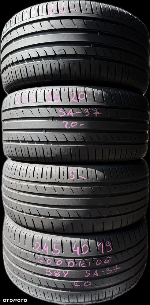 4 x 245/40R19 Goodride SA 37 - 1