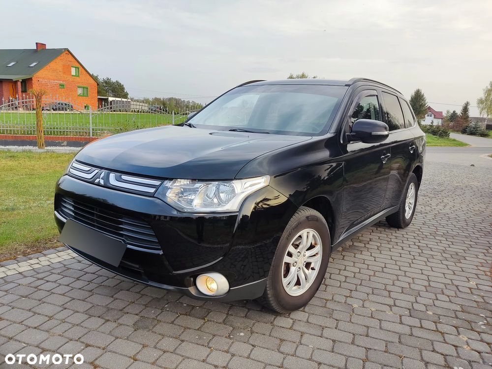 Mitsubishi Outlander 2.0 2WD Invite - 1