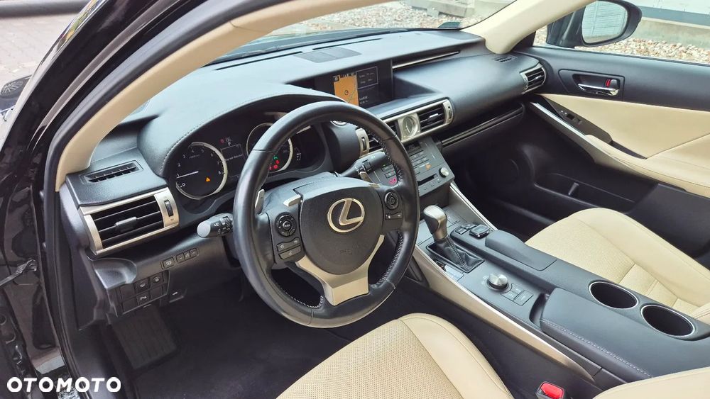 Lexus IS 200t Comfort - 21
