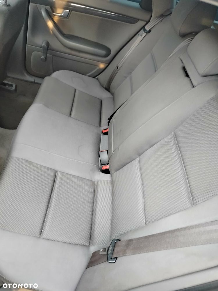Audi A4 Avant - 14