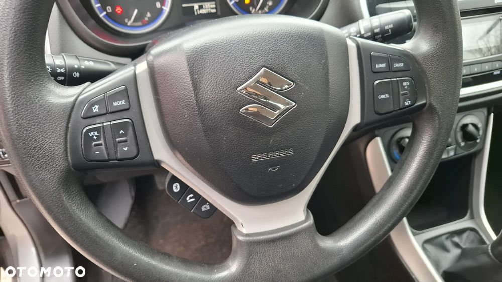 Suzuki SX4 S-Cross 1.0 T Comfort - 16