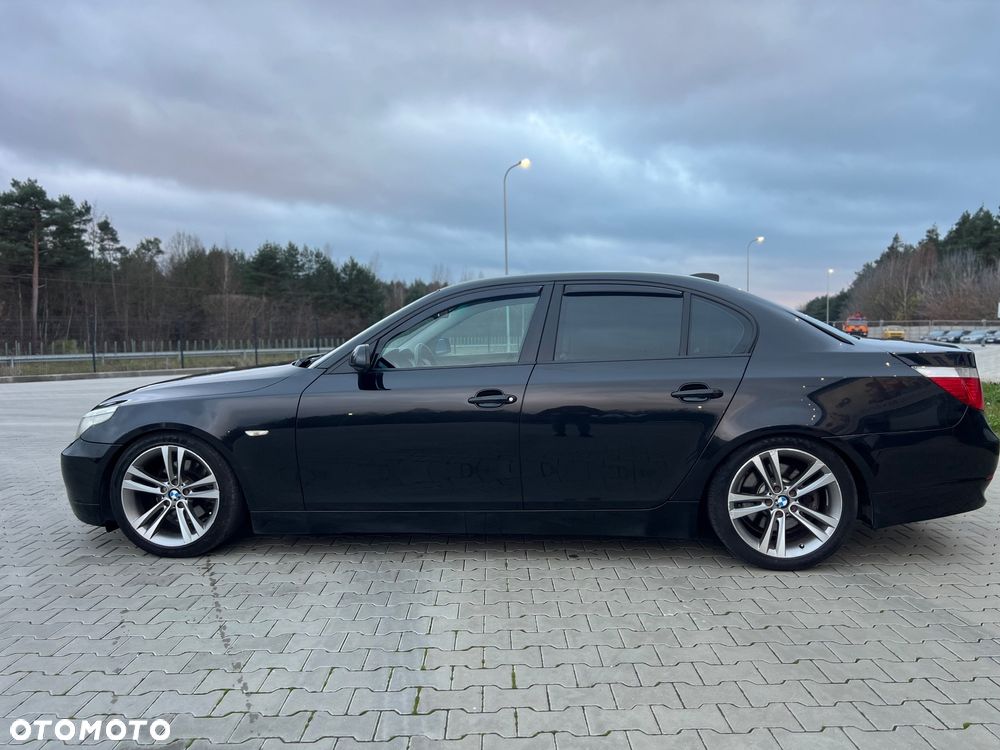 BMW Seria 5 525i - 10