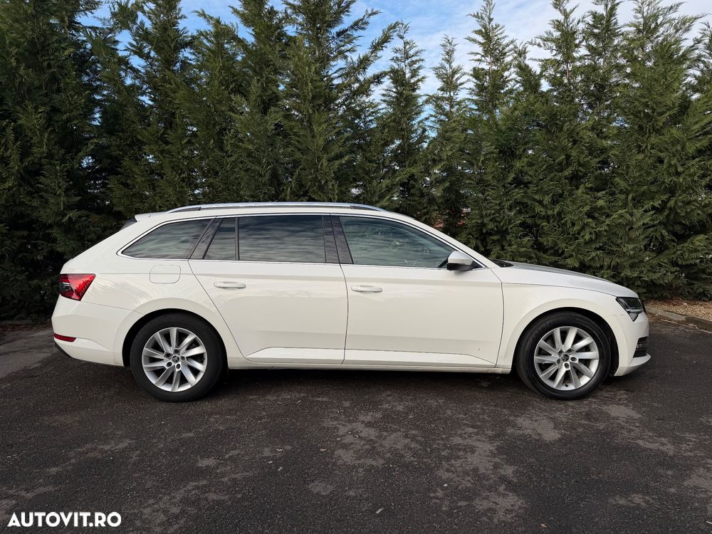 Skoda Superb 2.0 TDI DSG Premium Edition - 36