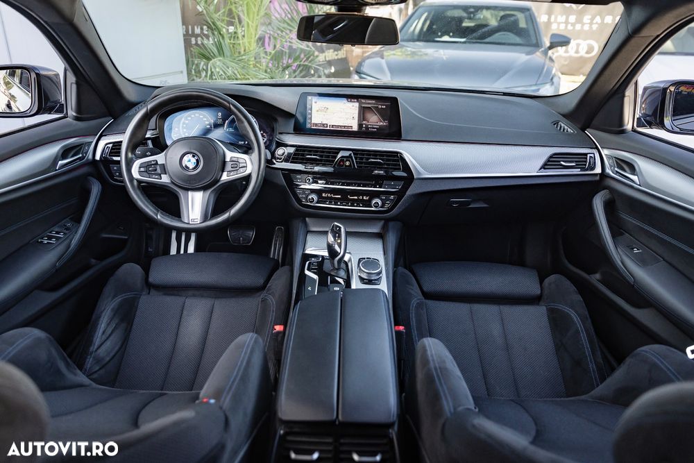 BMW Seria 5 520i Aut. M Sport Edition - 7