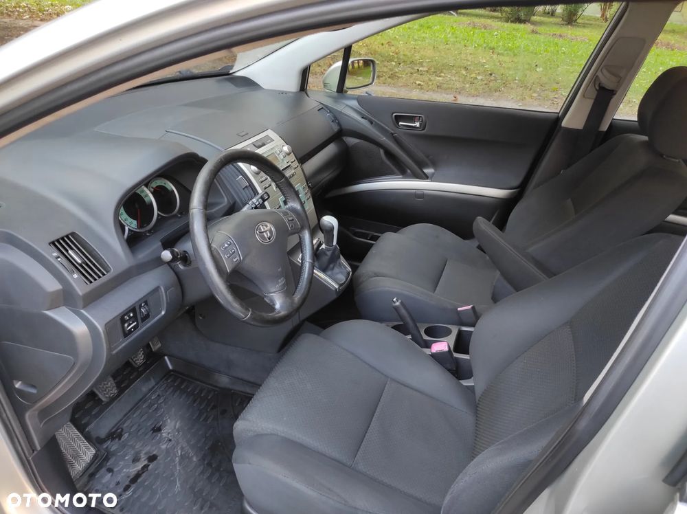 Toyota Corolla Verso 1.8 Sol 7os - 22