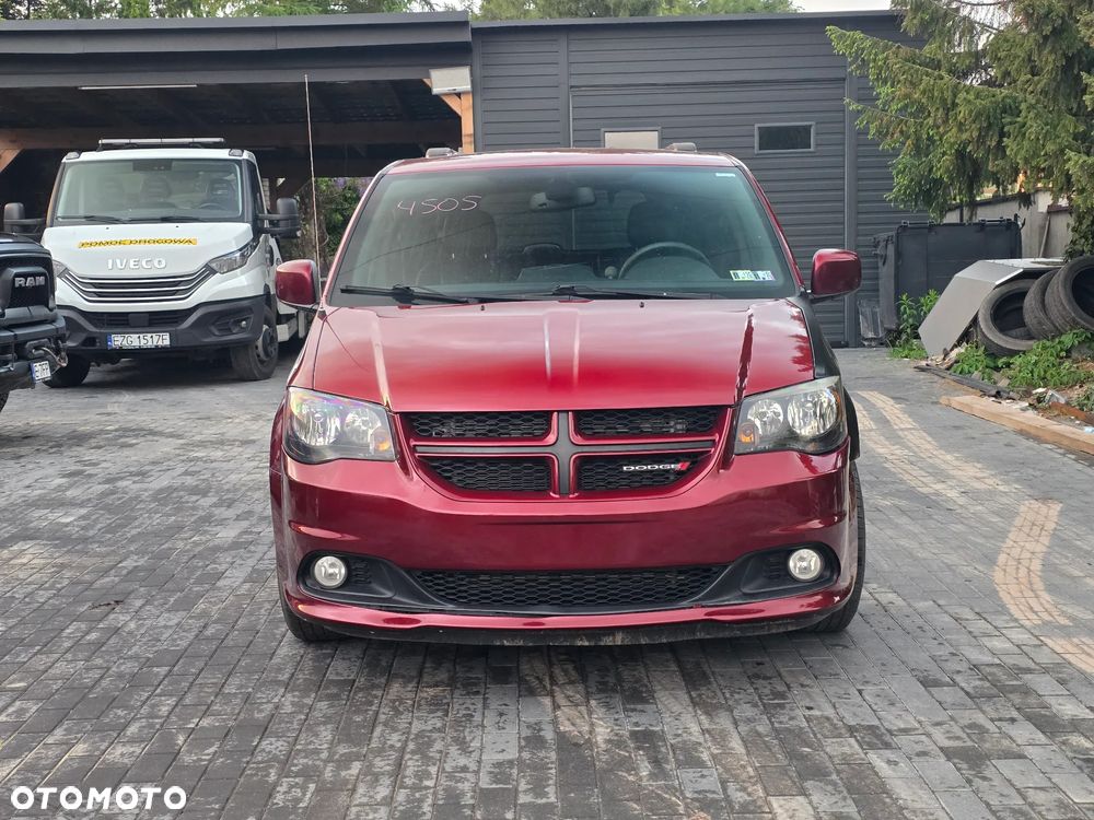 Dodge Grand Caravan 3.6 R/T - 2