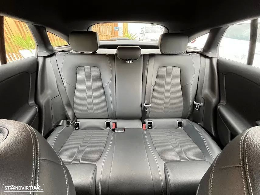 Mercedes-Benz CLA 250 e Shooting Brake Style Plus - 37