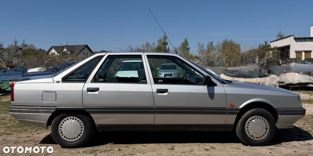 Renault 21 1.7 GTS Symphonie - 4