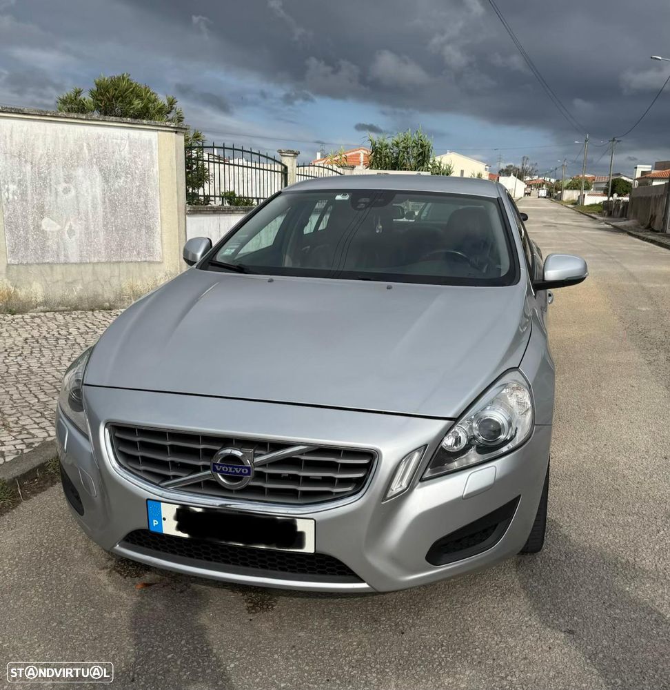 Volvo S60 2.0 D3 Momentum - 2