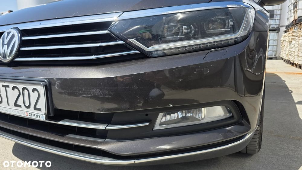 Volkswagen Passat 2.0 TDI BMT Highline - 25