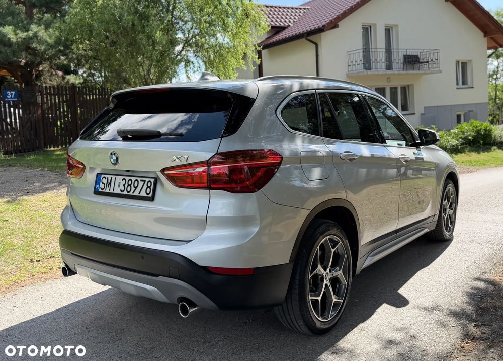 BMW X1 - 8