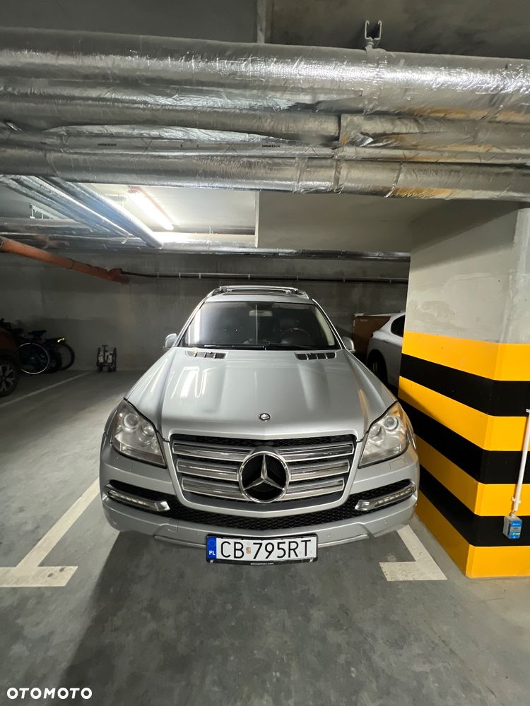 Mercedes-Benz GL 500 4Matic 7G-TRONIC - 7