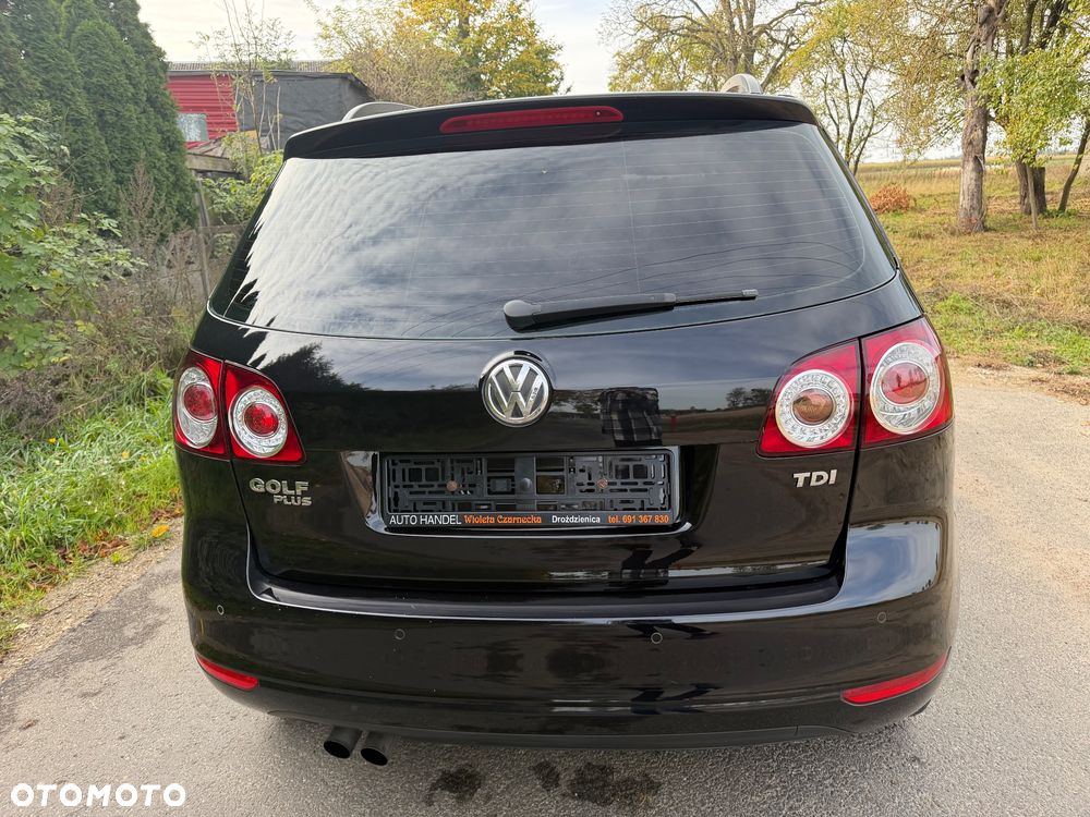 Volkswagen Golf Plus - 9