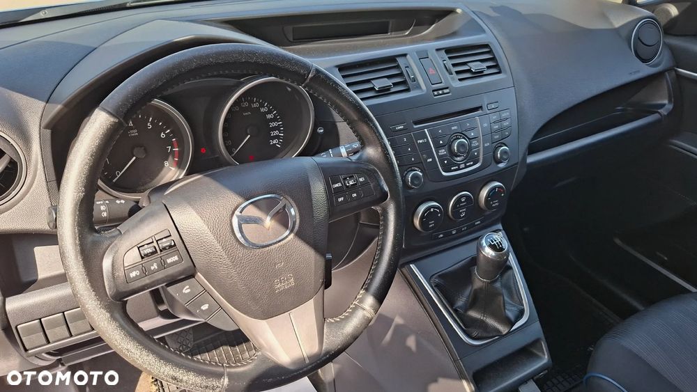 Mazda 5 - 11
