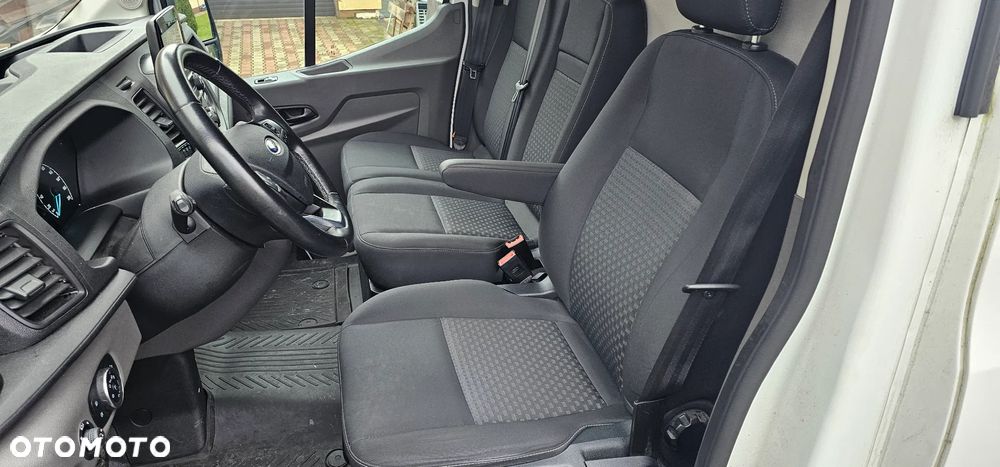Ford TRANSIT - 8