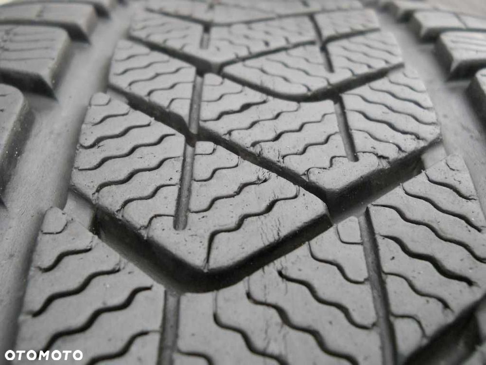 Opony zimowe 245/45R18 100V PIRELLI cena za 2szt F.Vat + MONTAŻ GRATIS - 2