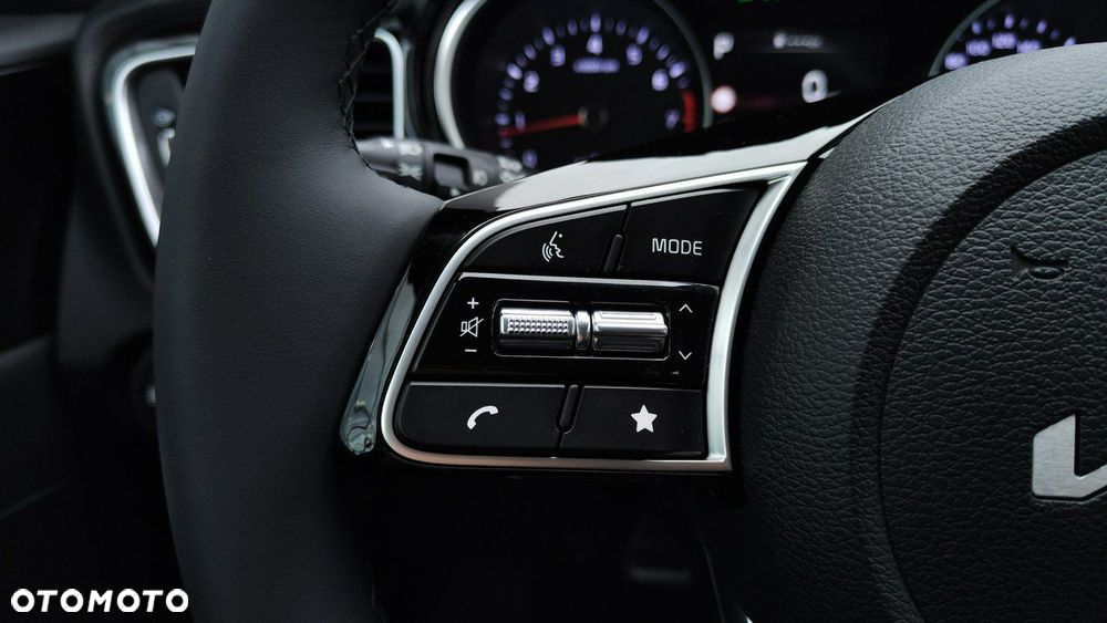 Kia XCeed - 17
