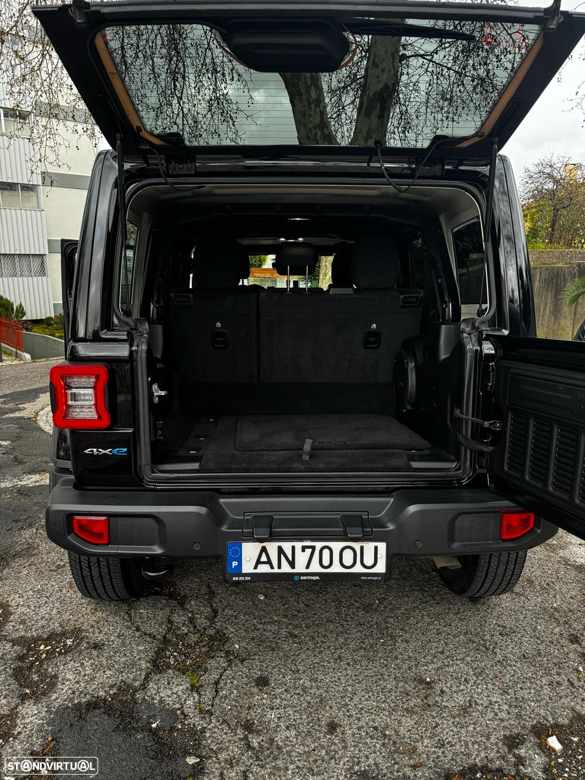 Jeep Wrangler - 18