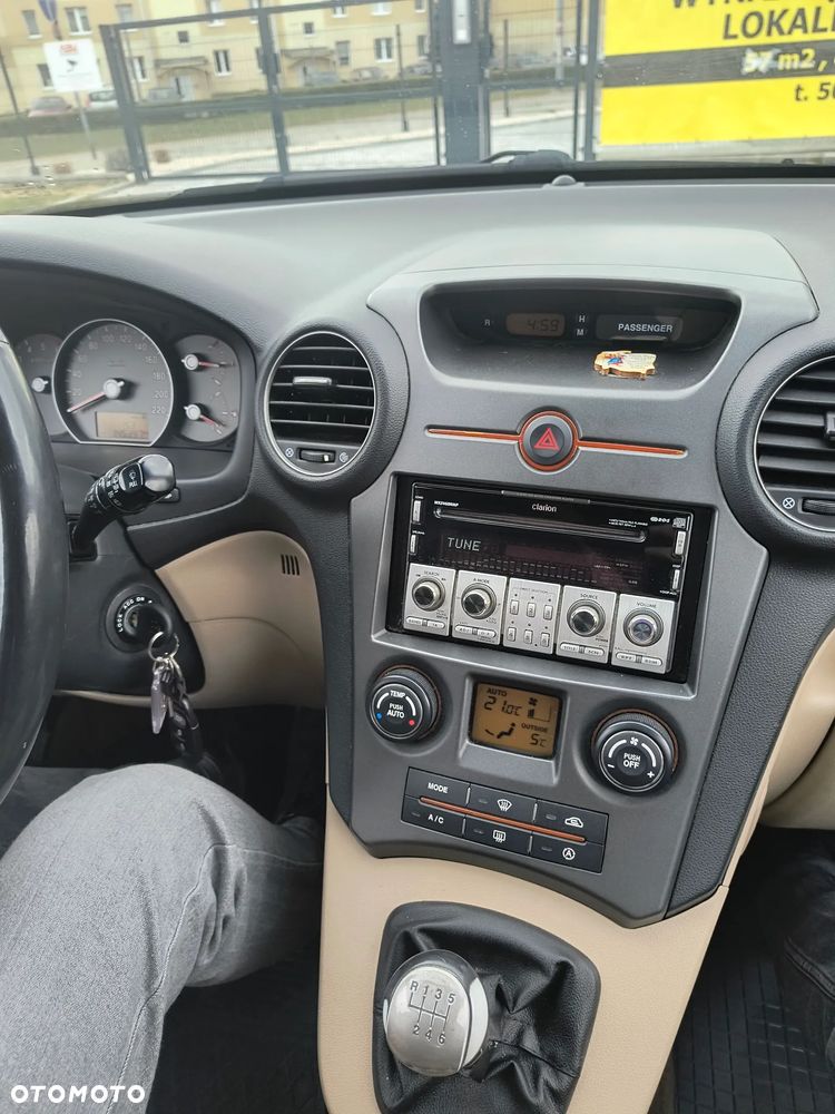 Kia Carens 2.0 CRDi Voyage - 9