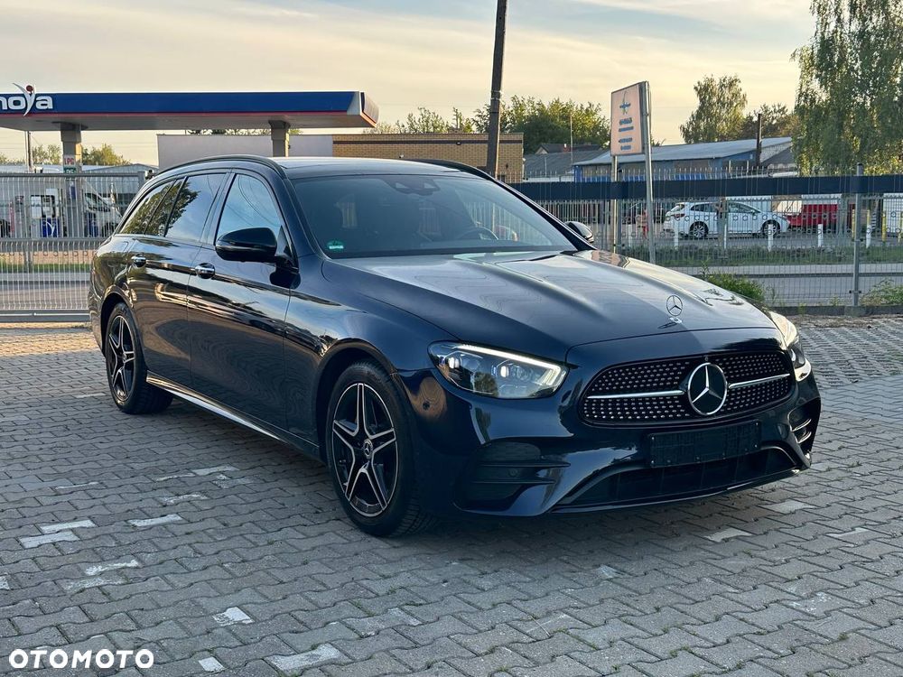 Mercedes-Benz Klasa E 200 9G-TRONIC AMG Line - 2
