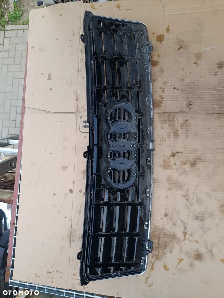 GRILL ATRAPA AUDI A4 B6 CABRIO 01-04 8H0853653 - 2